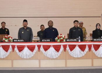 DPRD Kota Kendari menggelar Rapat Paripurna agenda penyampaian jawaban Wali Kota Kendari atas pandangan Fraksi DPRD terkait 4 Raperda