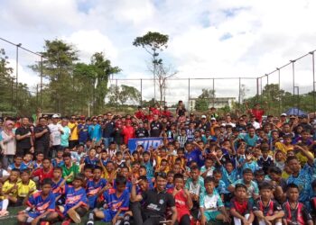 Pembukaan turnamen sepak bola tingkat pelajar SD dan SMP se Kota Kendari