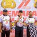 Gubernur Sultra saat melepas jalan santai di MTQ Kendari