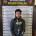 Pelaku pencurian saat diamankan Polsek Pomalaa, Kolaka