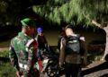 Petugas Gabungan saat melaksanakan KRYD di titik keramaian