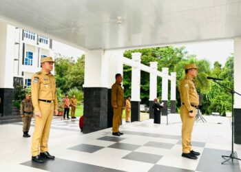 Bupati Konsel, Irham Kalenggo memimpin upacara Hari Lahir Pancasila