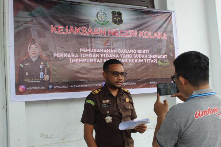 Kepala Seksi Intelijen Kejari Kolaka, Bustanil Arifin