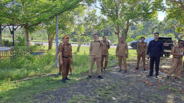 Wabup Konsel, Wahyu Ade Pratama mengunjungi Pusat Kuliner Andoolo