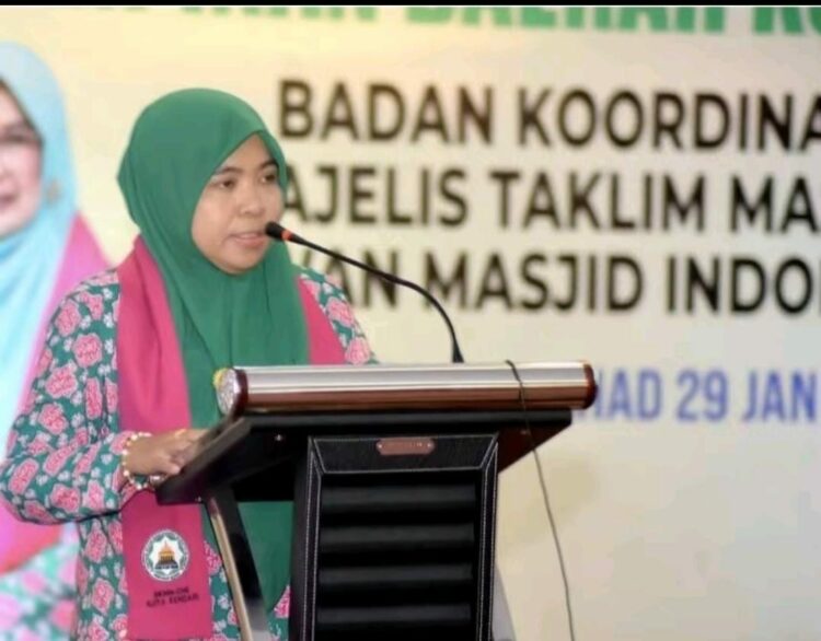 Hj. Arniaty DK, SP., M.Si Ketua Pimpinan Daerah BKMM DMI Kota Kendari