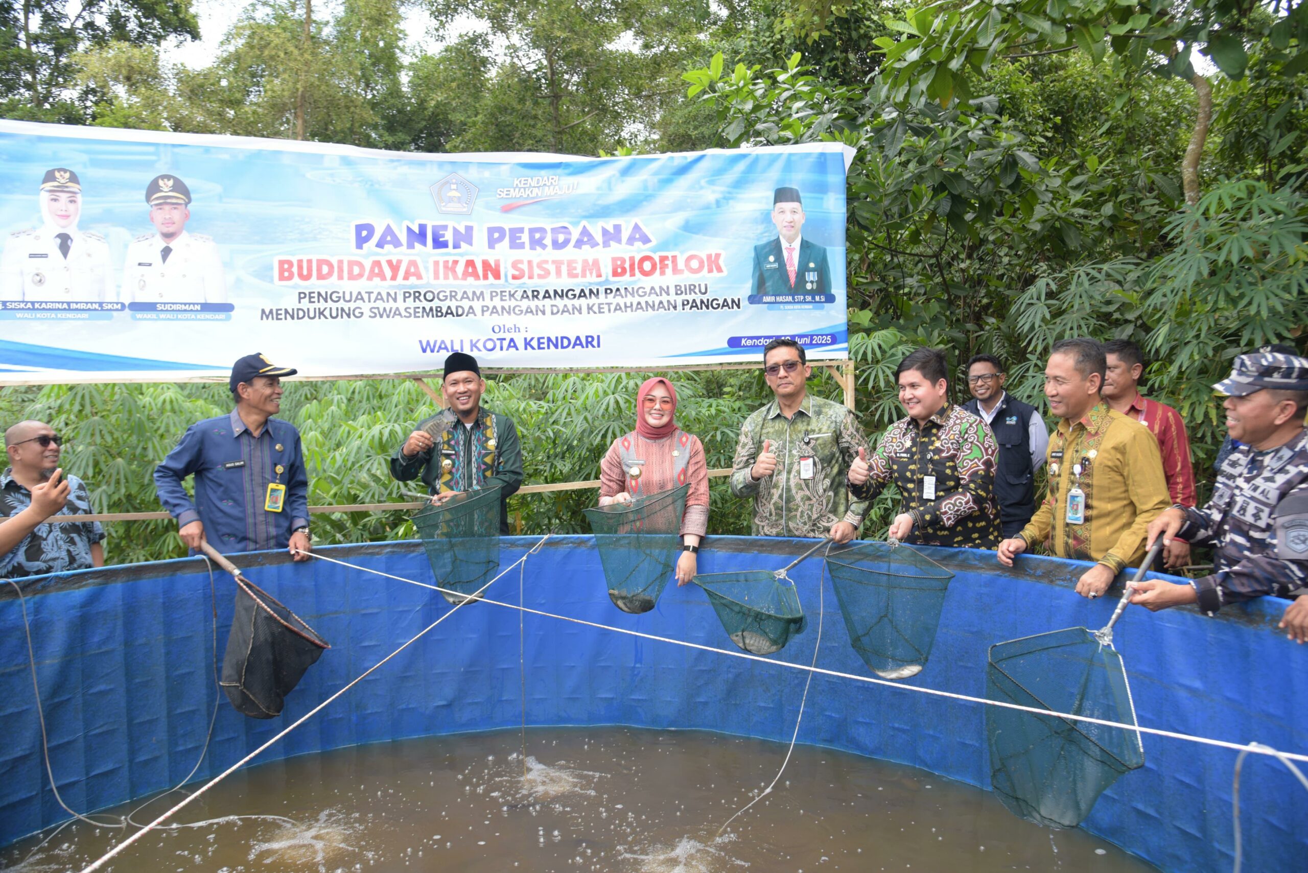 Wali Kota Kendari Panen Perdana Budidaya Ikan Nila Sistem Bioflok, Dukung Ketahanan Pangan 13 Wali Kota Kendari Panen Perdana Budidaya Ikan Nila Sistem Bioflok, Dukung Ketahanan Pangan