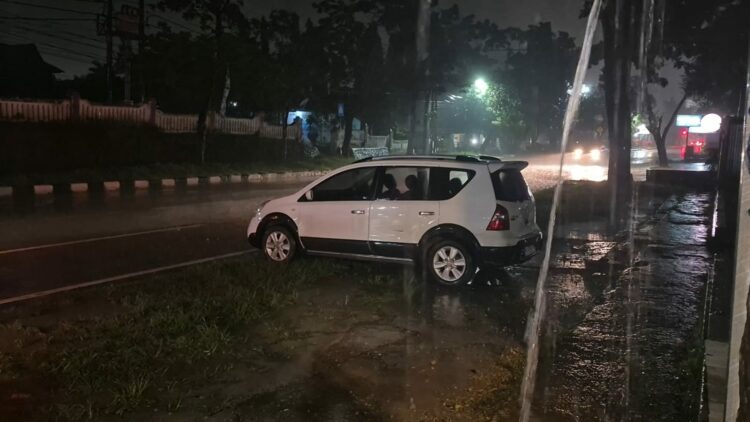Kawasan depan eks Amik Catur Sakti Kendari sebelumnya hanya hitungan jam hujan sudah banjir, kini sudah tidak lagi meski dua hari hujan melanda Kota Kendari