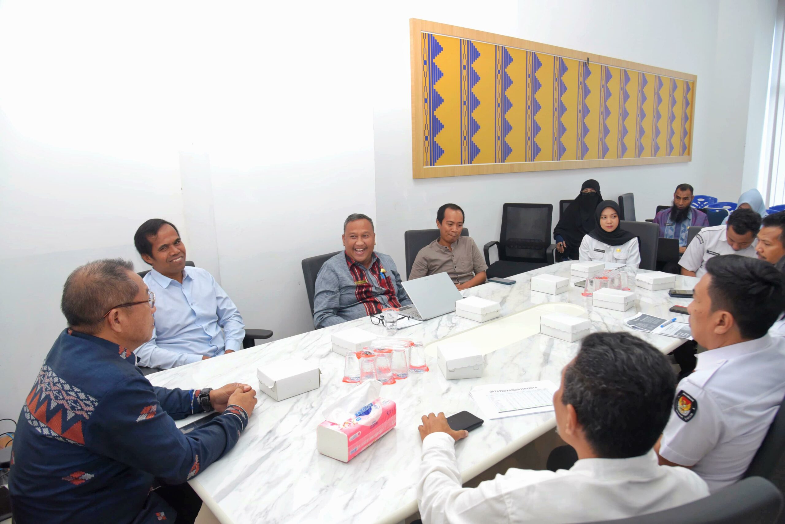 KPU Kendari Bersama Disdukcapil, Lakukan Pemutakhiran Data Pemilih Pasca Pemilu 13 KPU Kendari Bersama Disdukcapil, Lakukan Pemutakhiran Data Pemilih Pasca Pemilu