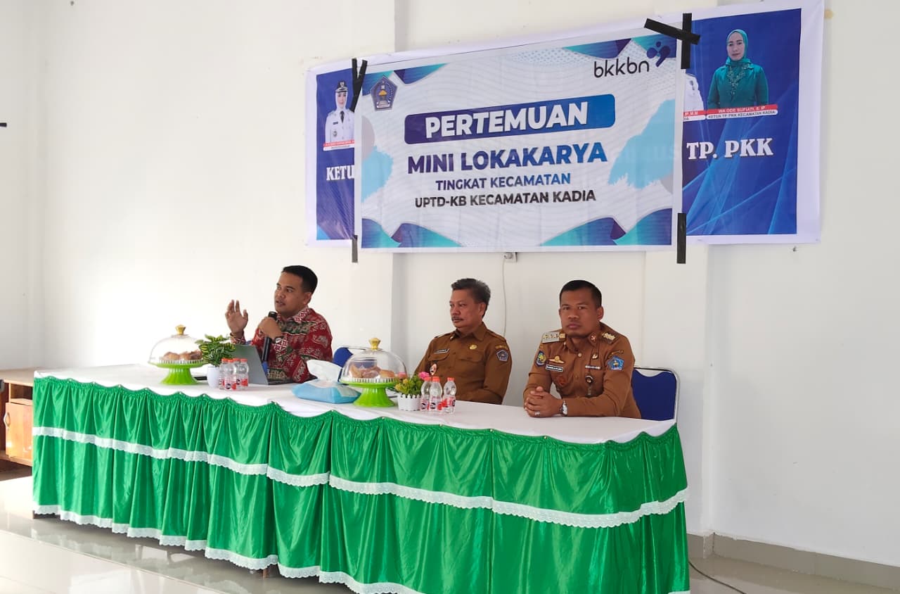 Camat Kadia Komitmen Dukung Percepatan Penanganan Stunting, Perkuat Sinergi Lintas Sektor 12 Camat Kadia Komitmen Dukung Percepatan Penanganan Stunting, Perkuat Sinergi Lintas Sektor