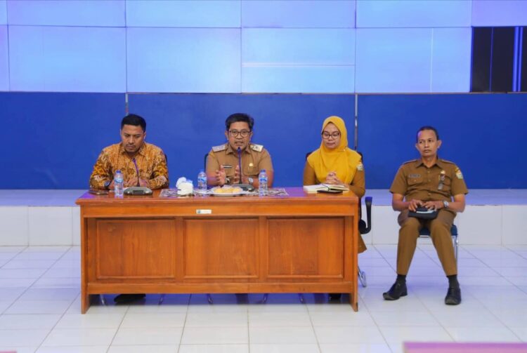 Kadis Kominfo Sultra, Dr. M. Ridwan Badallah, S.Pd., MM., menerima kunjungan DPRD Wakatobi