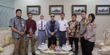 Gubernur Sultra Melepas Dua Paskibraka Nasional Utusan Provinsi