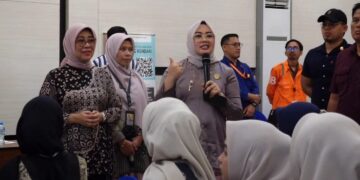 Wali Kotw Kendari, Siska Karina Imran mengunjungi lokasi Job Fair
