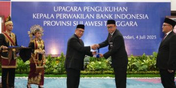 Pengukuhan KPw BI Sultra, Edwin Permadi oleh Amggota Gubernur BI