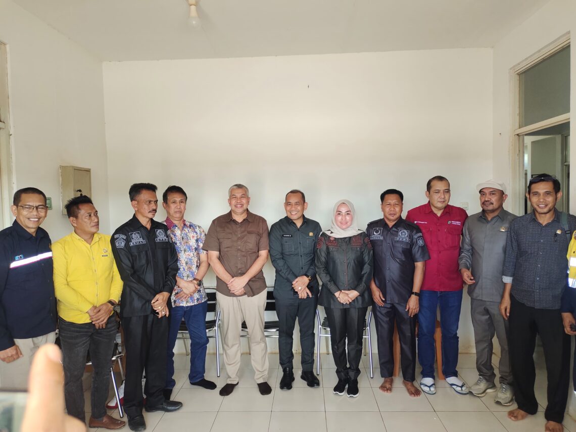 Pimpinan dan anggota DPRD Konsel saat Kunker di site PT Ifishdeco Tbk di Tinanggea