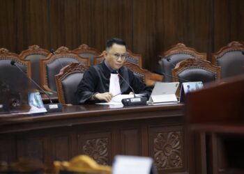 Andre Dermawan selaku pemohon uji materil UU Advokat