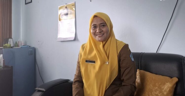 Kepala Puskesmas Mekar, Kumala Sari
