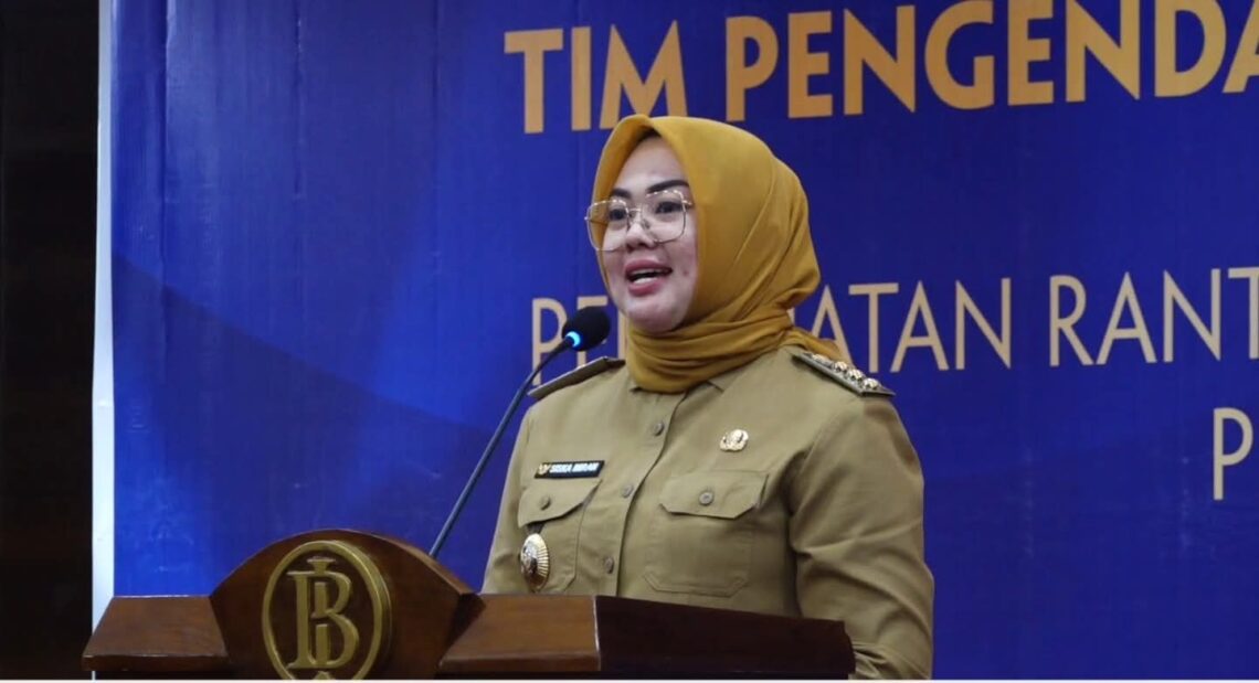 Wali Kota Kendari Tegaskan ASN Agar Kerja Profesional dan Hindari Pungli 10 Wali Kota Kendari, Siska Karina Imran