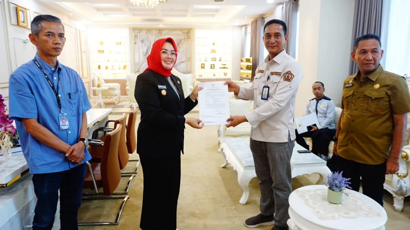 Wali Kota Kendari Tunjuk Tiga Plt, Dorong Percepatan Layanan Publik 11 Wali Kota Kendari Tunjuk Tiga Plt, Dorong Percepatan Layanan Publik