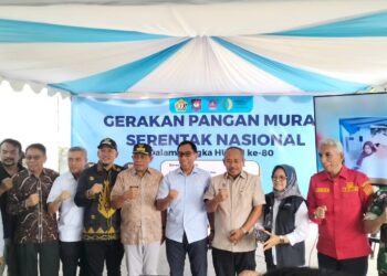 Gerakan Pangan Murah serentak nasional yang dilaksanakan di Kantor Camat Kadia