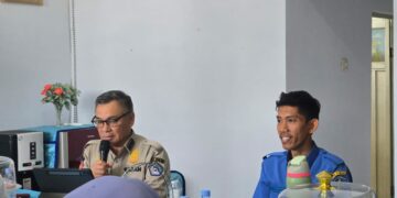 Sertijab Perumda Tirta Anoa Kendari, dari pejabat lama Pelaksana Tugas (Plt) Muhamad Saiful ke direktur baru, Sukriyaman, S.Sos