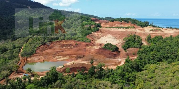 Aktivitas pertambangan PT TBS di Kabaena Selatan