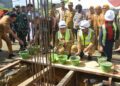 Wali Kota Kendari, Siska Karina Imran didampingi Wakil Wali Kota, Sudirman meletakan batu pertama pembangunan Unit Pengelolaan Darah RS Kendari