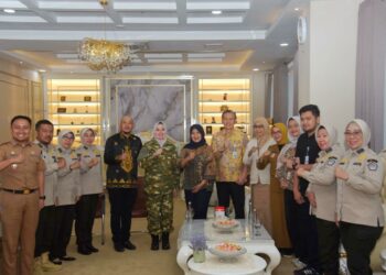 KLHK saat berkunjung dan diterima langsung oleh Wali Kota Kendari