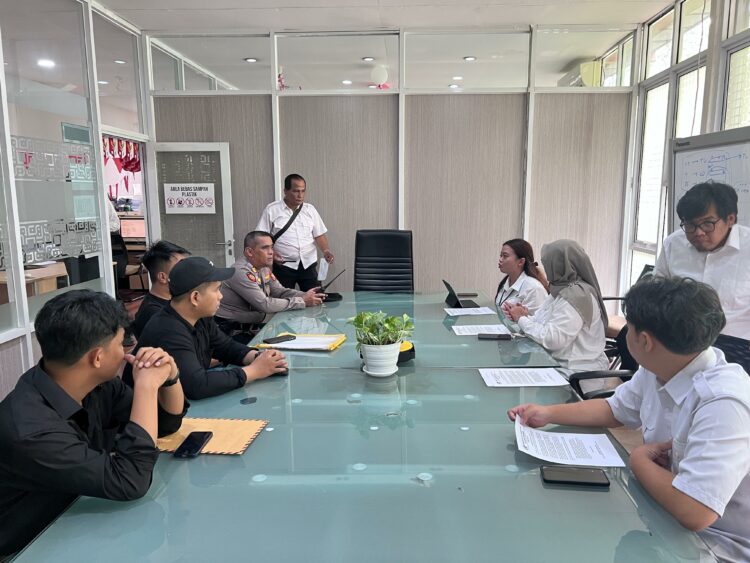LINK Sultra saat diterima langsung oleh Biro Humas KLH RI, Hanum Sakina dan Biro Pengendali Pencemaran dan Kerusakan Lingkungan (PPKL), Tri Winarti