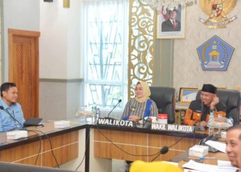 Suasana entry meeting antara Pemkot Kendari dan BPKP RI