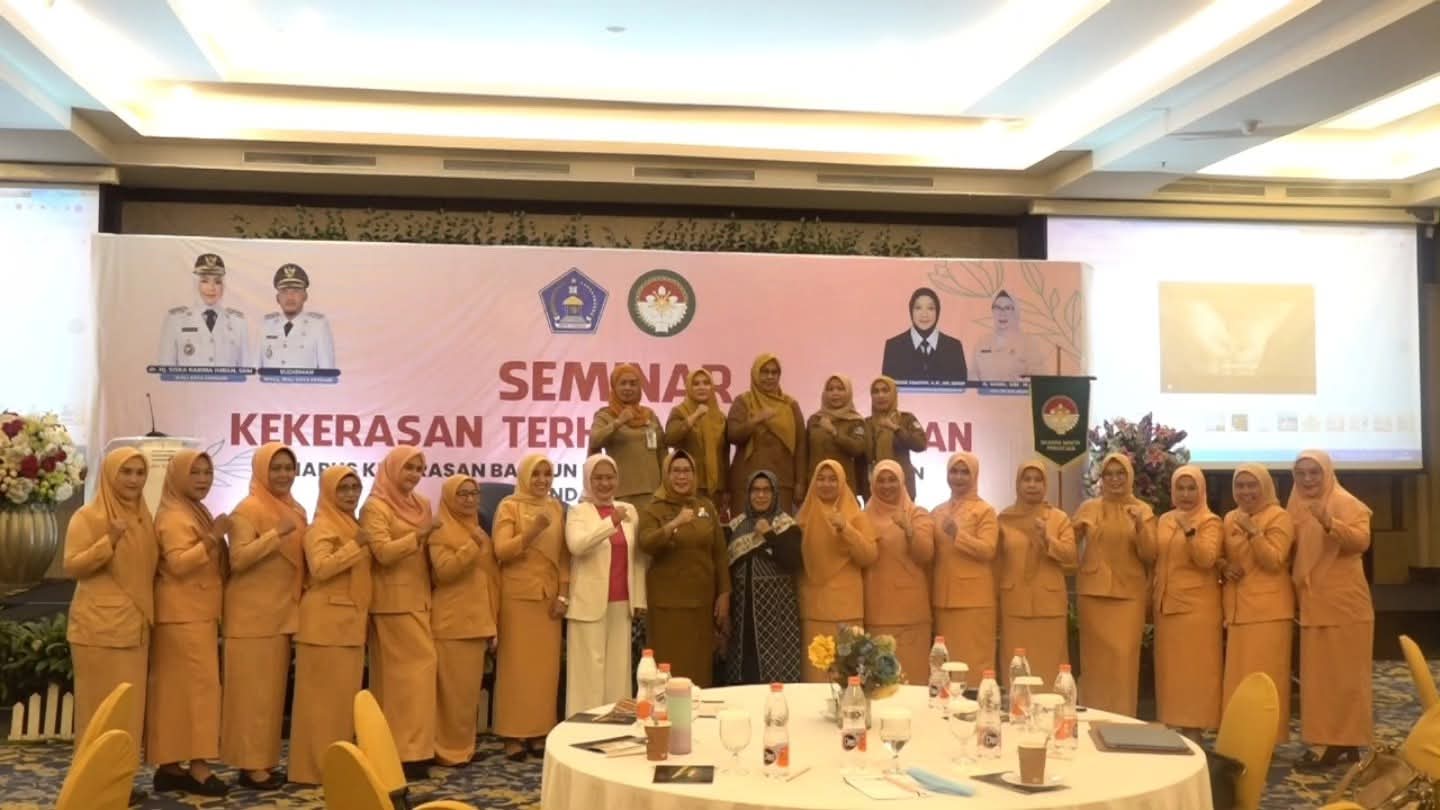 Dipimpin Srikandi, Pemkot Kendari Bertekad Hapus Kekerasan Terhadap Perempuan 11 Dipimpin Srikandi, Pemkot Kendari Bertekad Hapus Kekerasan Terhadap Perempuan
