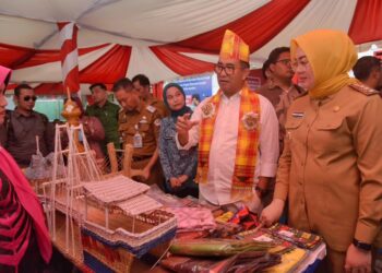 Menkraf RI, Teuku Riefky Harsya kagum produk kreatif KKMP Bende