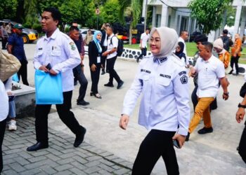 Wali Kota Kendari saat menghadiri Rakornas PHD di Aula Kantor Gubernur Sultra