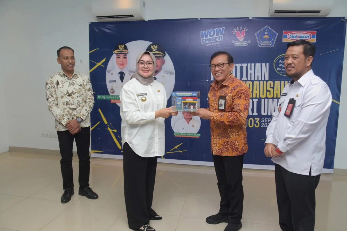 Wali Kota Kendari Dorong UMKM Naik Kelas, Siapkan Akses Bersama Ritel Modern 10 Wali Kota Kendari, Siska Karina Imran jalin kerja sama dengan ritel modern salah satunya Indomaret