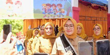 Bunda PAUD Kendari, Siska Karina Imran usai meresmikan TK Negeri 10 Kendari