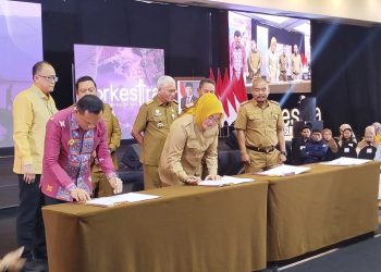 Wali Kota Kendari, Siska Karina Imran menandatangani kerja sama antar daerah