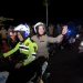 Wali Kota Kendari, Siska Karina Imran saat pimpin patroli gabungan mengenakan motor sembari menyapa warga Kendari