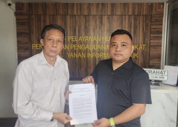 Direktur AMPUH Sultra, Hendro Nilopo melaporkan PT BSJ di Kejagung RI