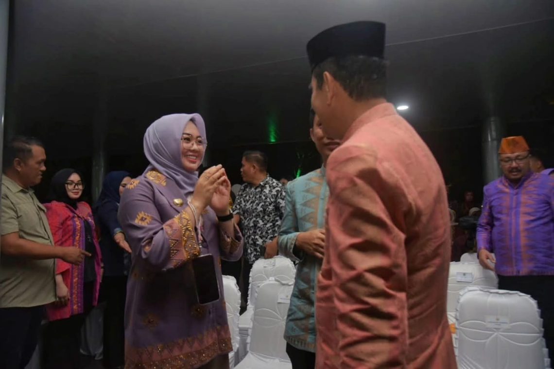 Wali Kota Kendari Dukung Penuh STQH Nasional XXVIII 10 Wali Kota Kendari, Siska Karina Imran menghadiri pembukaan STQH Nasional