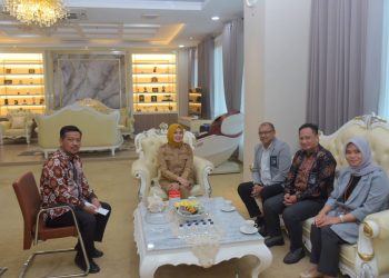 Kepala Manajer BNI Kendari, Andi Muh. Yusuf saat audiensi dengan Wali Kota Kendari, Siska Karina Imran