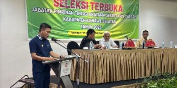 Bupati Konsel, Irham Kalenggo membuka kegiatan seleksi terbuka jabatan Sekda