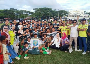 Tim Sepak Bola Konsel sebagai jawara dalam ajang Popda se Sultra