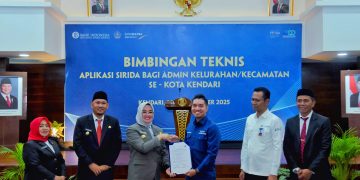 Aplikasi SIRIDA, Komitmen Pemkot Kendari Wujudkan Pelayanan Publik Yang Transparan 1 Bimtek sekaligus peluncuran Aplikasi SIRIDA bagi admin kecamatan dan kelurahan se Kota Kendari
