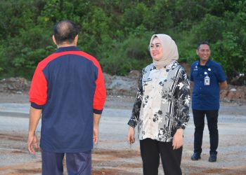 Jalan Budi Utomo-Abeli Bakal Jadi Penghubung Kawasan Pendidikan dan Sentra Ekonomi Baru 20 Wali Kota Kendari, Siska Karina Imran saat meninjau jalan penghubung Budi Utomo - Sekolah Rakyat di Abeli Dalam