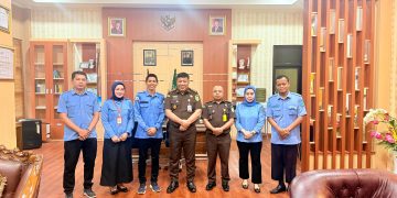 Kunjungan Dirut PDAM Kendari ke Kantor Kejari