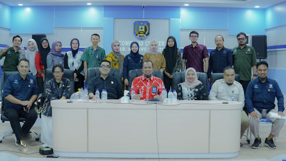 Kominfo Konsel saat menerima Monev KIP Sultra di Andoolo