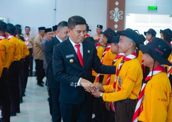 Bupati Lepas Kontingen Pramuka Konsel ke Jamda X Sultra 2025 14 Bupati Irham Kalenggo melepas kontingen Pramuka Konsel