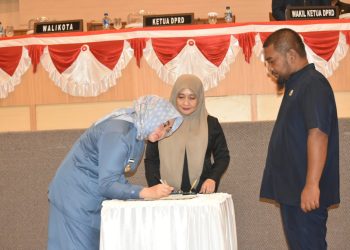 Sinergi Pemkot dan DPRD Kendari, APBD 2026 Disetujui 14 Sinergi Pemkot dan DPRD Kendari, APBD 2026 Disetujui