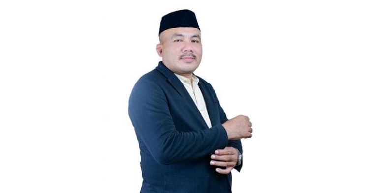 La Ode Tariala, yang saat ini menjabat Ketua DPRD Sultra dan berdasarkan surat usulan DPW Partai Nasdem akan digantikan