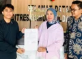 Riskayanti (istri sah) bersama kuasa hukum usai melaporkan Heryanto Suaib (suami) dan Tendriyani Awaludin