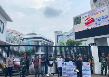 Dugaan Pelanggaran Lingkungan, Pemerintah Didesak Audit Menyeluruh PT Geomineral Inti Perkasa 20 PERSAMA saat aksi di Kementerian mendesak audit PT Geomineral Inti Perkasa (PT GIP) di Kabupaten Konut